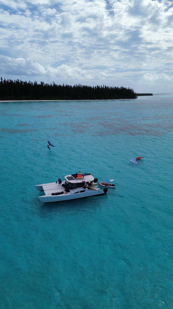 Catamaran et cours de foil